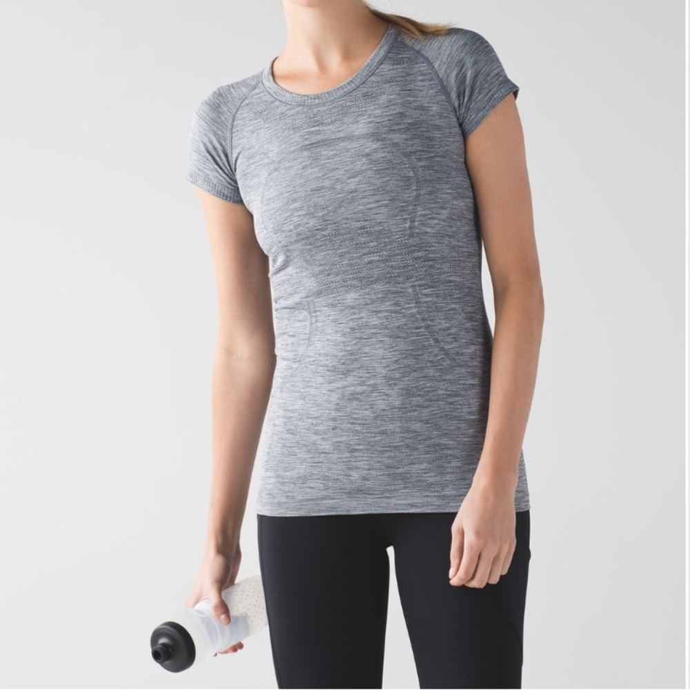 Lululemon Swiftly Tech Short Sleeve Crew Heathered Slate Size 10
